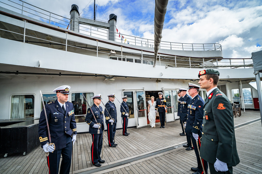 De Beste Bruidsfotograaf van de Wereld - Trouwen op de SS Rotterdam